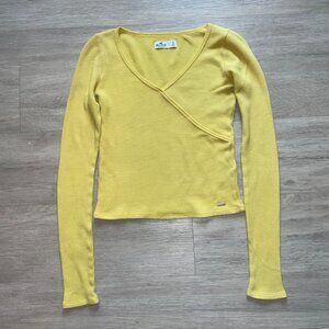 YELLOW LONGSLEVE CROP TOP